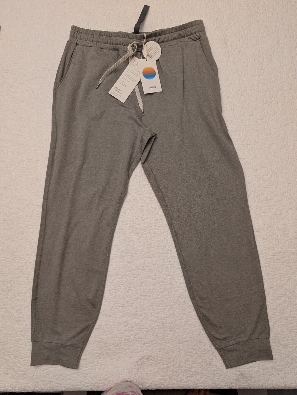 NWT Vuori Women's Dream Knit Performance Joggers Size Medium